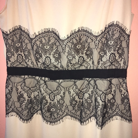 Monteau (S) Cream and Black knee length dress - Picture 3 of 3